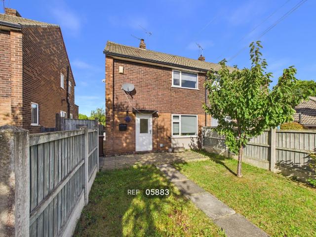 Healdwood Road, Castleford WF10, 2 bed property to rent, £850 pcm | PrimeLocation