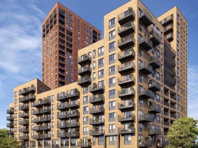Healum Avenue, Southall UB2, 2 bed flat to rent, £1,950 pcm | PrimeLocation