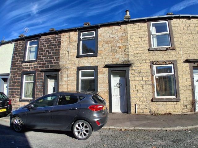 Heap Street, Burnley BB10, 2 bed terraced house to rent, £585 pcm | PrimeLocation