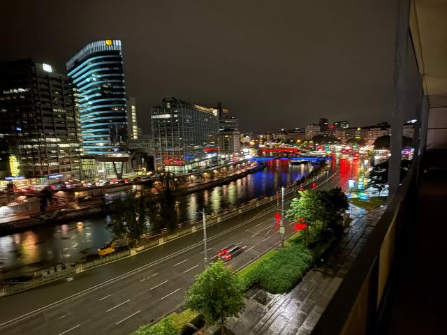 Heart of Vienna Luxury Suite with an amazing view, Vienna Amsterdam Apartments for Rent