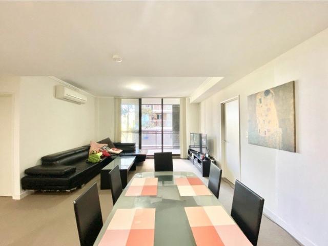 Heart of Waitara, Two Bed with Huge Study