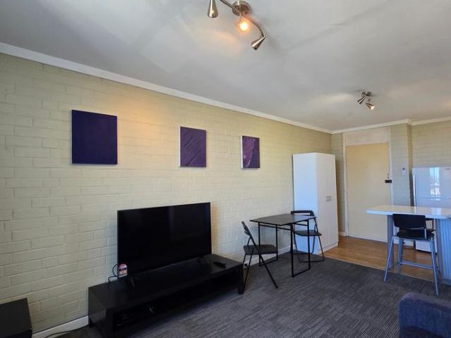Heart Of Fremantle Furnished & Short term Available