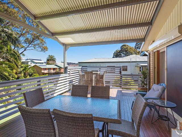 Heart of Narooma Large Flexible Family Home