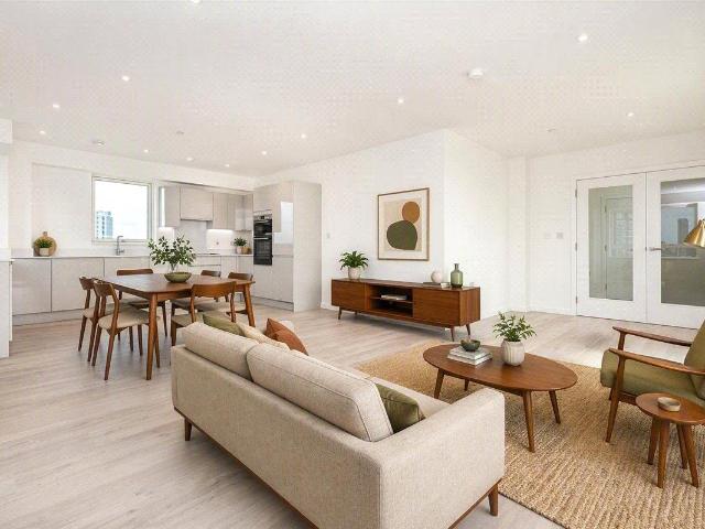 Heartwell Avenue, London E16, 3 bed flat to rent, £3,800 pcm | PrimeLocation