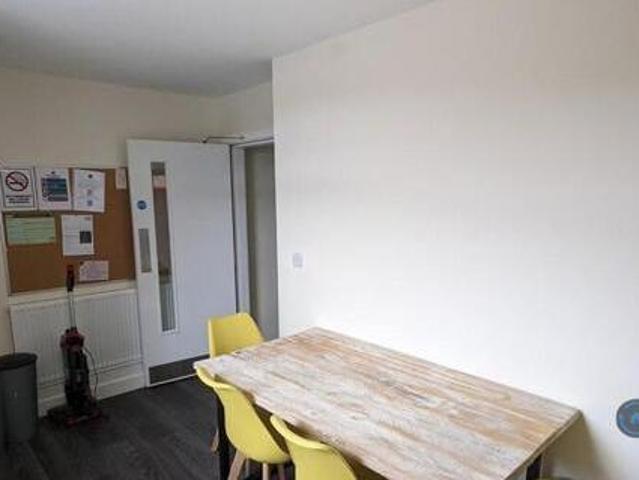 Heba House, Ormskirk, 4 Bedroom Flat