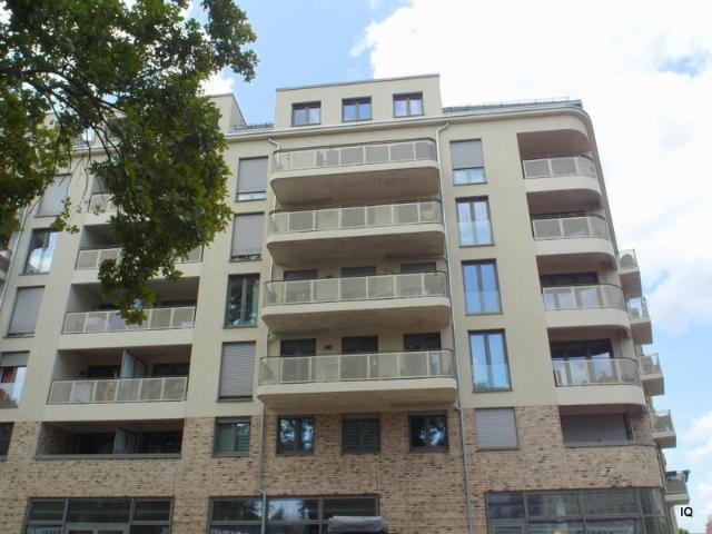 Hechtviertel/Bischofsplatz: Wertige 2 Zimmer Wohnung mit Balkon, Parkett und schicker Einbauküche