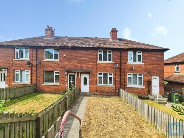 Heckmondwike Road, Dewsbury, West. 2 bed terraced house to rent £775 pcm £179 pw