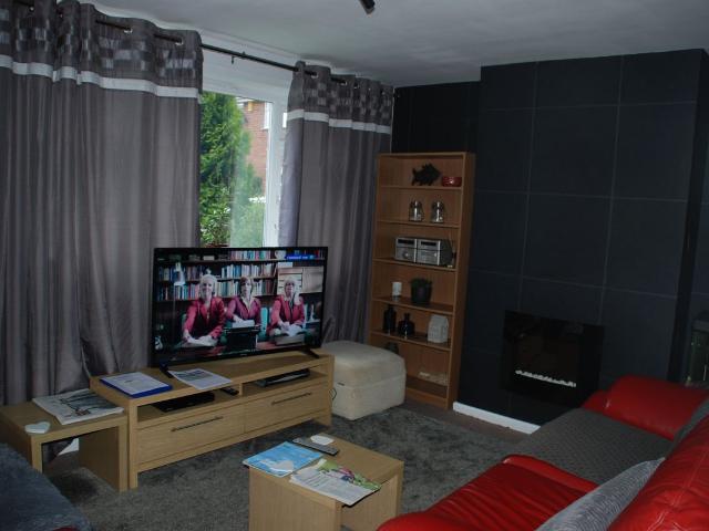 Heddington Close, Leicester LE2, 2 bed semi detached house to rent, £1,000 pcm | PrimeLocation
