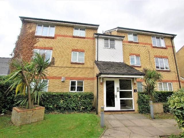 Heddington Grove, London N7 1 bed flat to rent £1,850 pcm £427 pw