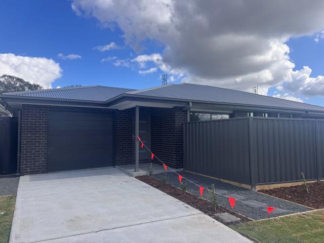 Heddon Greta, 2 Corymbia Circuit