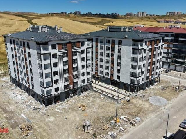 Hedef Emlak'tan Tuzlugöl'de Satılık 3,5+1 Ultra Lux Daire