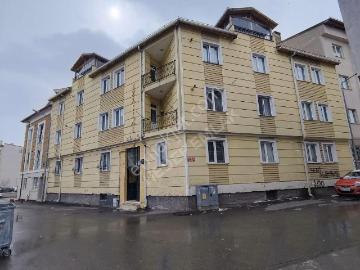 Hedef Emlaktan Çarşıda Kaçmaz 6+1 Daire