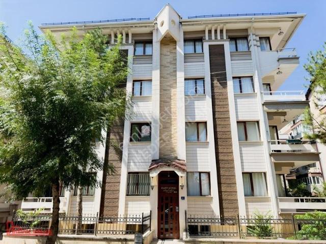 Hedef Emlak'tan Mevlana'da Satılık 3+1 Daire