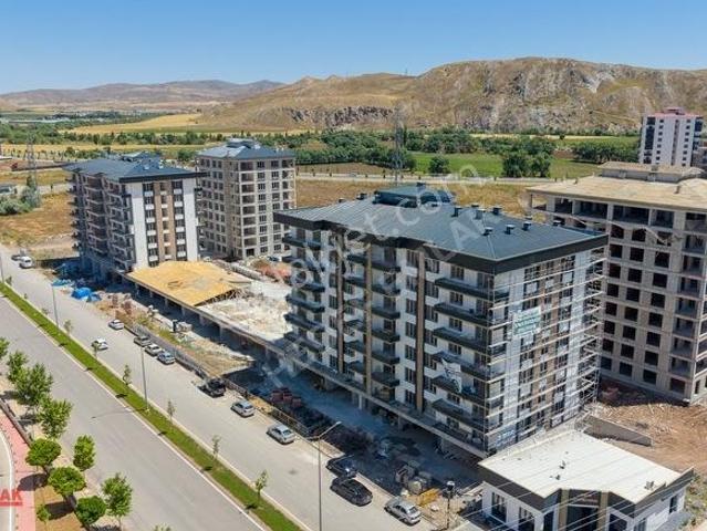 Hedef Emlak'tan Numune Ana Caddede Satılık 1+1 Ultra Lux Daire