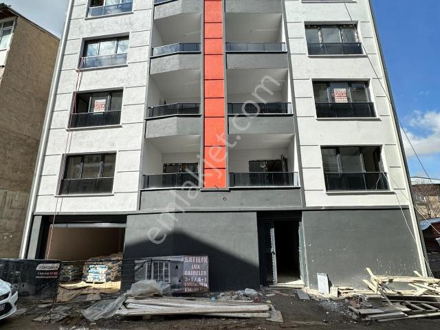 Hedef Emlak'tan Pulur Mahallesinde 3+1 Sıfır Lüx Daire