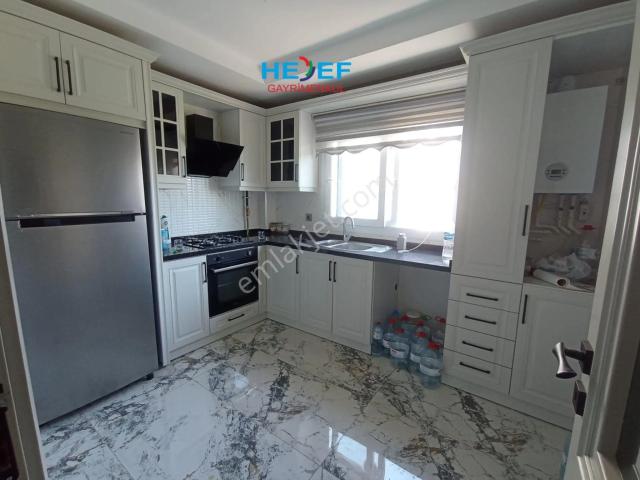 Hedef Gayrimenkul'den Eski Mezitli'de Kiralık 3+1 Daire