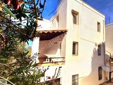 Hedef'ten Bodrum Kumbahçe Denize Yakın Satılık Bakımlı 2+1 Daire