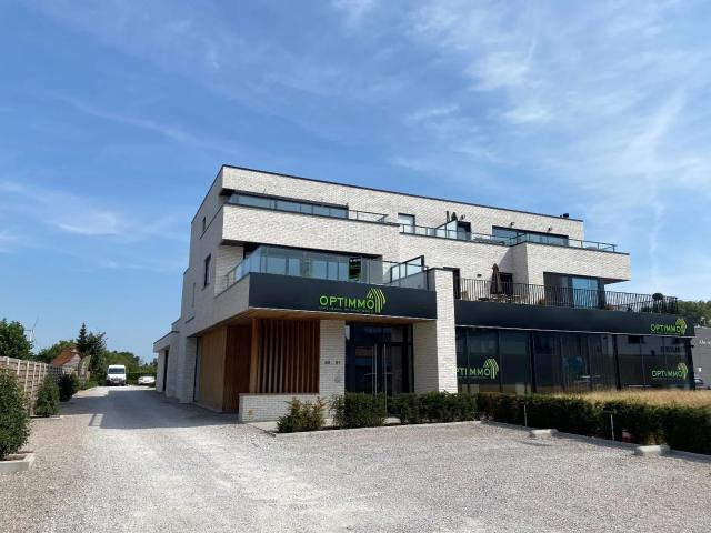 Hedendaags appartement met 2 grote terrassen op centrale ligging!
