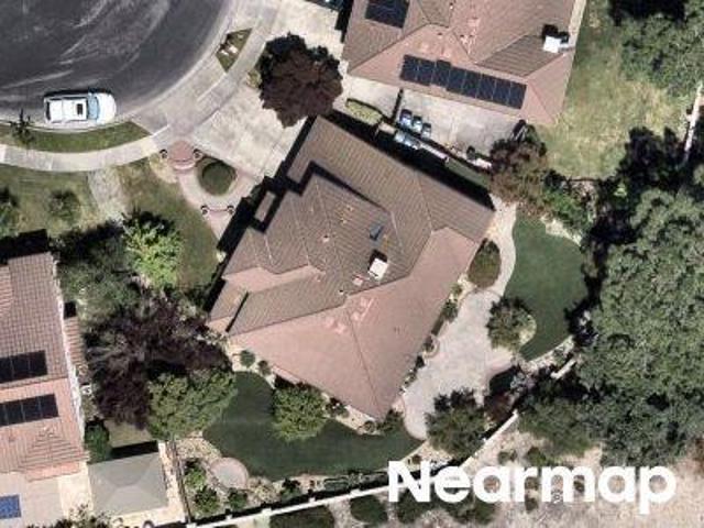 Hedgecrest Cir