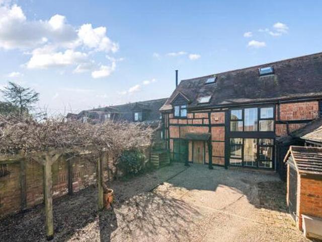 Hedgerley Lane, Gerrards Cross, 4 Bedroom Terraced