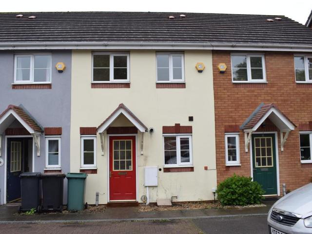 Hedgeway, Nuneaton CV10 2 bed terraced house to rent £925 pcm £213 pw