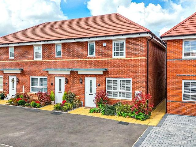 Hedley Close, Tamworth, Staffordshire B78, 3 bed semi detached house to rent, £1,800 pcm | PrimeLocation