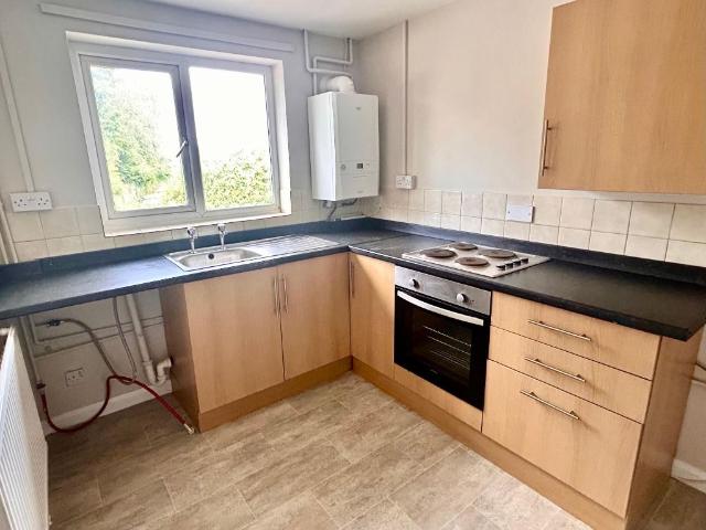Hedon Road, Hull HU9, 2 bed flat to rent, £595 pcm | PrimeLocation
