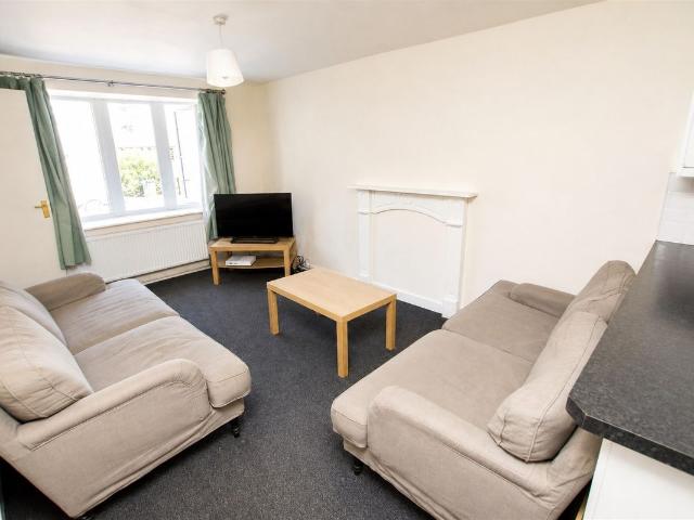 Heeley Road, Birmingham B29, 7 bed shared accommodation to rent, £607 pcm | PrimeLocation