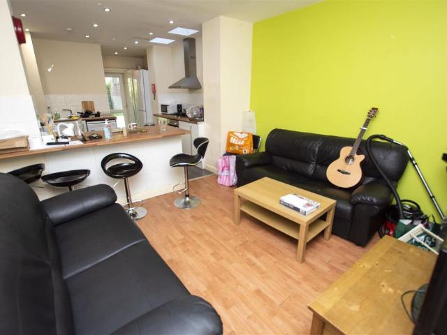 Heeley Road, Birmingham, West Midlands B29, 5 bed shared accommodation to rent, £455 pcm | PrimeLocation