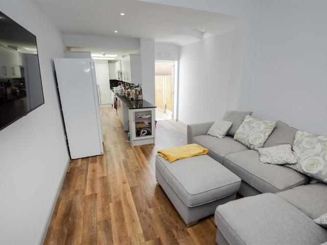 Heeley Road, Birmingham, West Midlands B29, 5 bed shared accommodation to rent, £628 pcm | PrimeLocation
