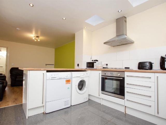 Heeley Road, Birmingham, West Midlands B29, 6 bed shared accommodation to rent, £459 pcm | PrimeLocation