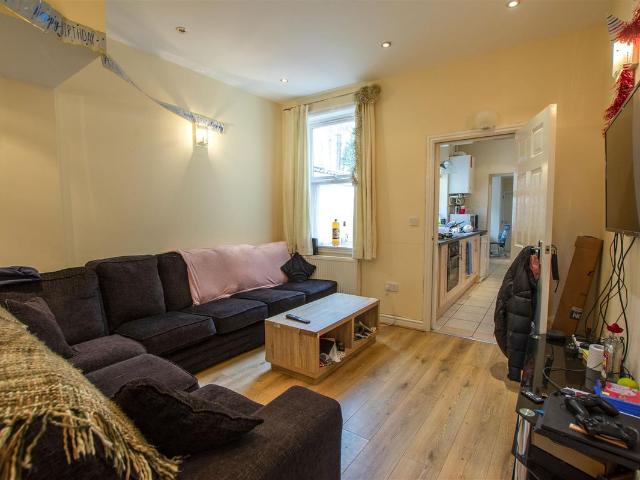 Heeley Road, Birmingham, West Midlands B29, 7 bed shared accommodation to rent, £429 pcm | PrimeLocation