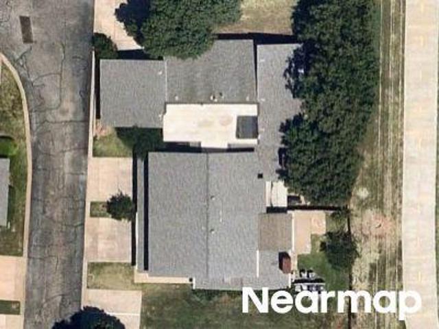 Hefner Village Dr