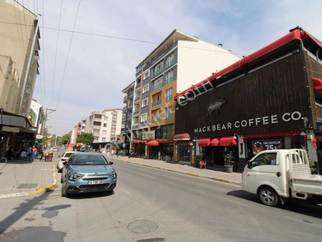 Hega İnvest Nef Yakını Soma Cd. Üzeri Arakat Asansörlü 1+1
