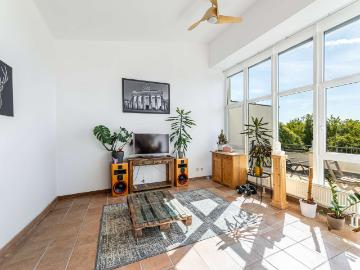 HEGERICH: Moderne Dachgeschosswohnung mit Loftcharakter und großer Sonnenterrasse in Fürth