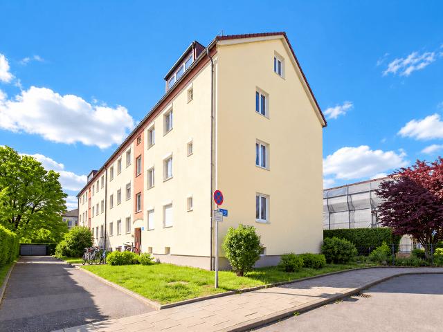 HEGERICH: Sonniges Zuhause in Allach – charmante 2,5 Zimmer mit Südwestbalkon!