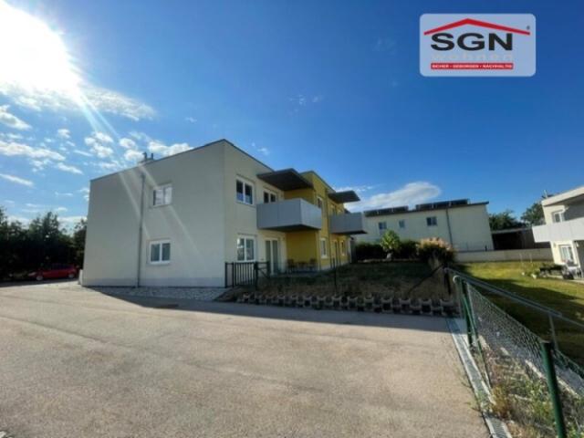 Heizkosten inkludiert! Gemütliche 2 Zimmer Genossenschaftswohnung Junges Wohnen in Seefeld Kadolz mit Balkon und Stellplatz!