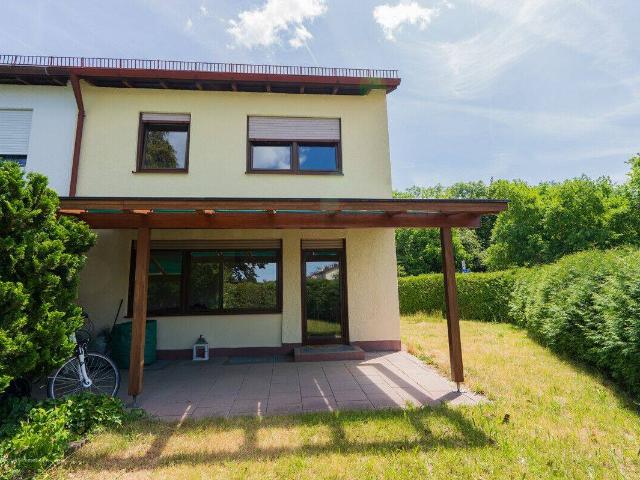 Heike Borchers Immobilien*Reiheneckhaus mit Potenzial in freundlicher Umgebung*Süd West Garten