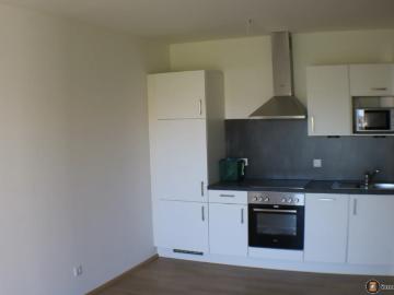 Heiligenkreuz: moderne sonnige Wohnung