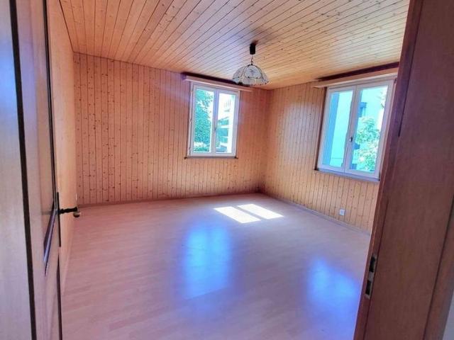 Heimelige 3.5 Zimmer Wohnung 1. OG