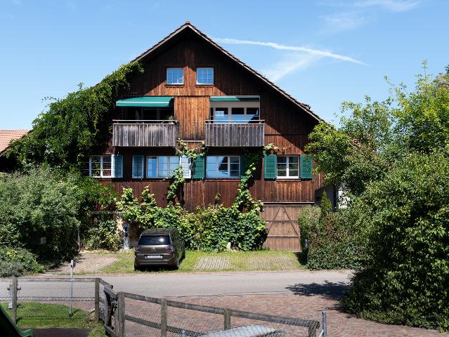 Heimeliges Zuhause im Dorfkern von Brüttisellen
