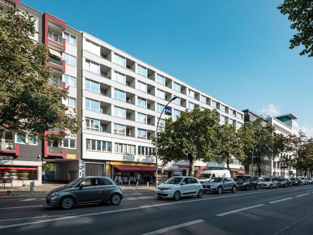 Heimwerker aufgepasst 1 Zimmer Wohnung nahe U Bhf Bülowstraße