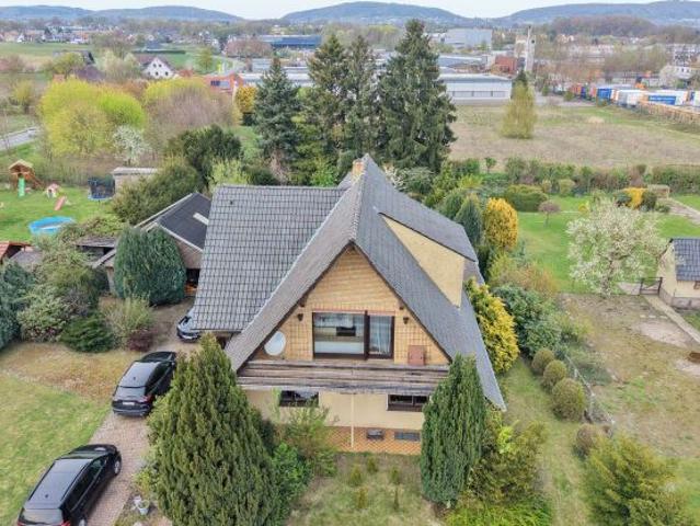 Heimwerker aufgepasst. Hier können Sie sich entfalten wie Sie wollen. 1500 m2 Grundstück!