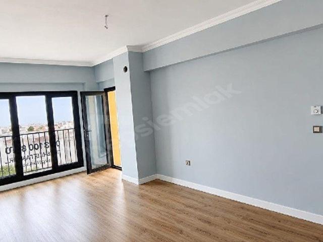 HEKİMBAŞI EMLAK KONUTLARI'NDA SIFIR PROJEDE KİRALIK 3+1 DAİRE