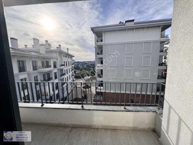 Hekimbaşı Toki Konutlarında Kiralık 2+1 Ara Kat Daire