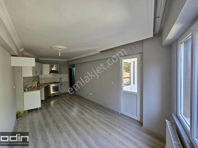Hekimzade Mahallesi'nde Genç Binada Kiralık 2+1 Daire