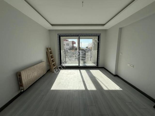 Helvacı Merkez 2+1 Kapalı Mutfak Satılık Oturuma Hazır