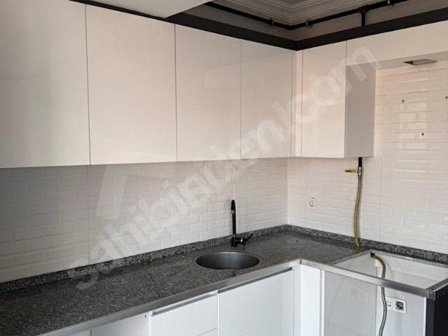 HELVACIDA SATILIK 2+1 DAİRE 70 m KAPALI MUTFAK ASANSÖRLÜ