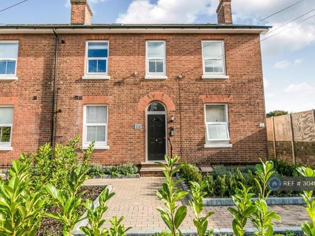 Helena House, Reading, RG1 1 bed flat to rent £1,240 pcm £286 pw
