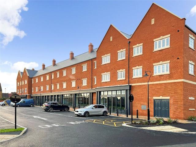 Helene Close, Brackley NN13, 2 bed flat to rent, £1,300 pcm | PrimeLocation